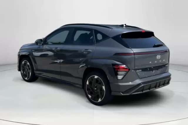 Hyundai Kona (2026) thumbnail 3