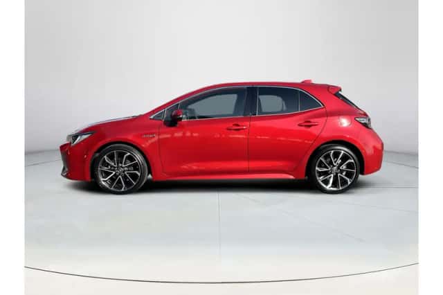 Toyota Corolla (2020) thumbnail 2