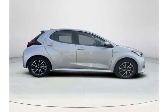 Toyota Yaris (2020) thumbnail 6