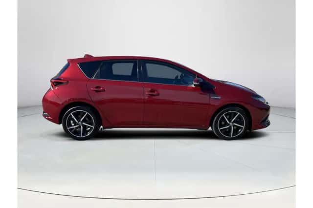 Toyota Auris (2018) thumbnail 6