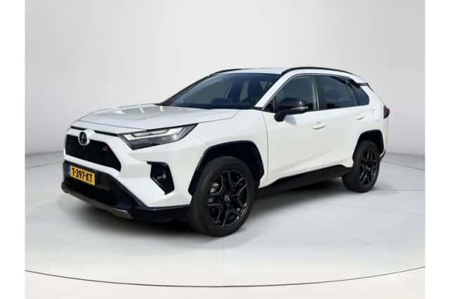 Toyota RAV4 (2022) thumbnail 1