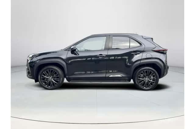 Toyota Yaris Cross (2023) thumbnail 2