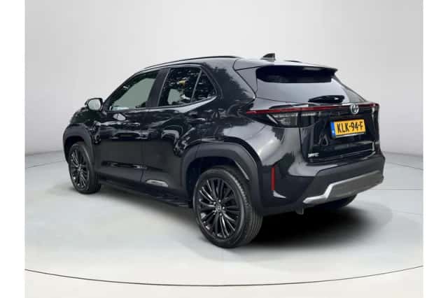 Toyota Yaris Cross (2023) thumbnail 3