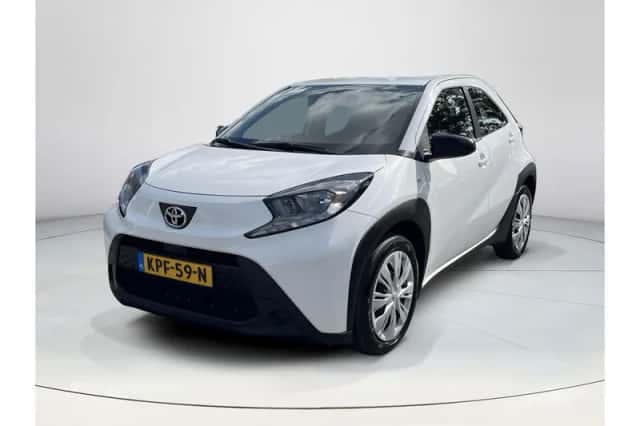 Toyota Aygo X (2023) thumbnail 1
