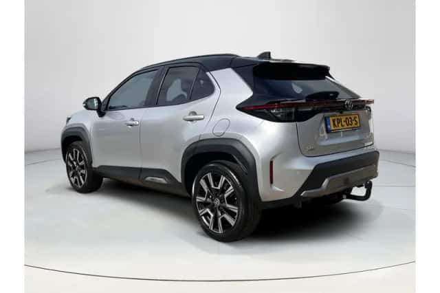 Toyota Yaris Cross (2024) thumbnail 3