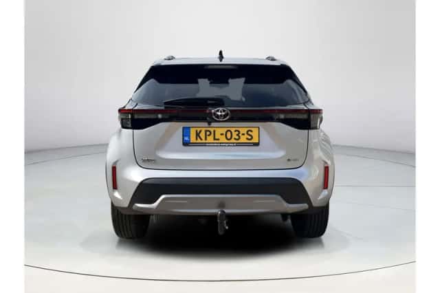 Toyota Yaris Cross (2024) thumbnail 4