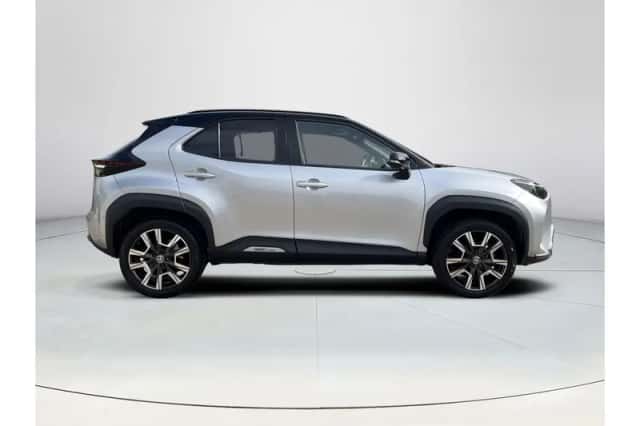 Toyota Yaris Cross (2024) thumbnail 6