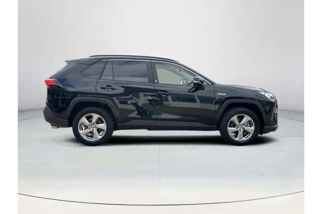 Toyota RAV4 (2020) thumbnail 6