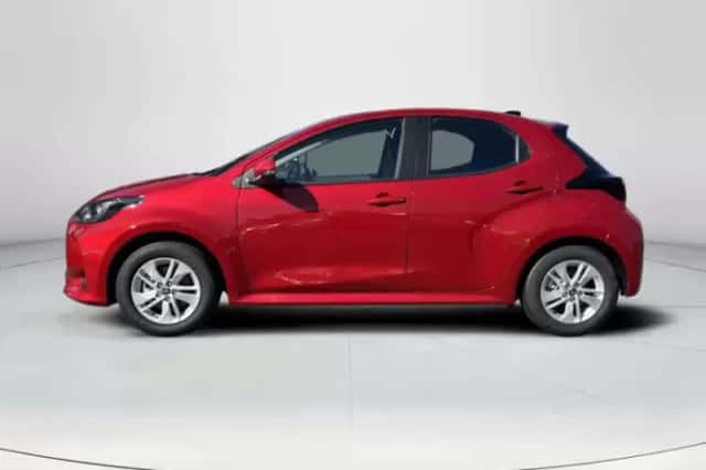 Toyota Yaris (2026) thumbnail 2