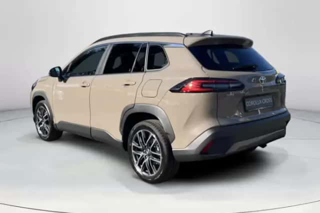 Toyota Corolla Cross (2026) thumbnail 3