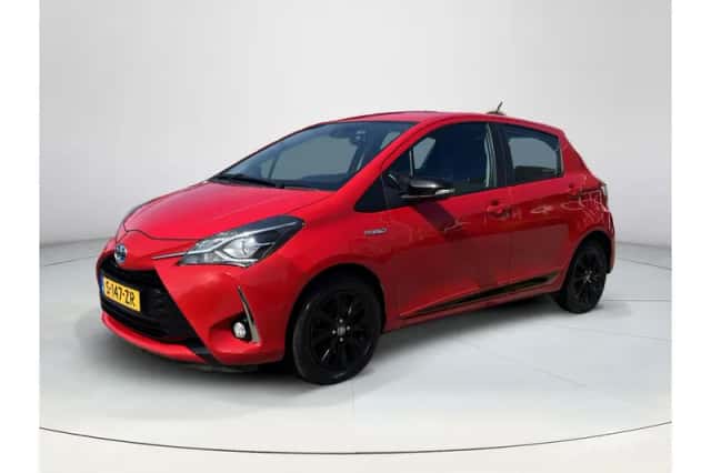 Toyota Yaris (2018) thumbnail 1