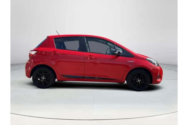 Toyota Yaris (2018) thumbnail 6