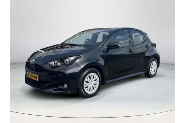 Toyota Yaris (2023) thumbnail 1