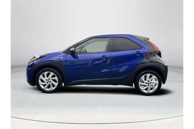 Toyota Aygo X (2022) thumbnail 2