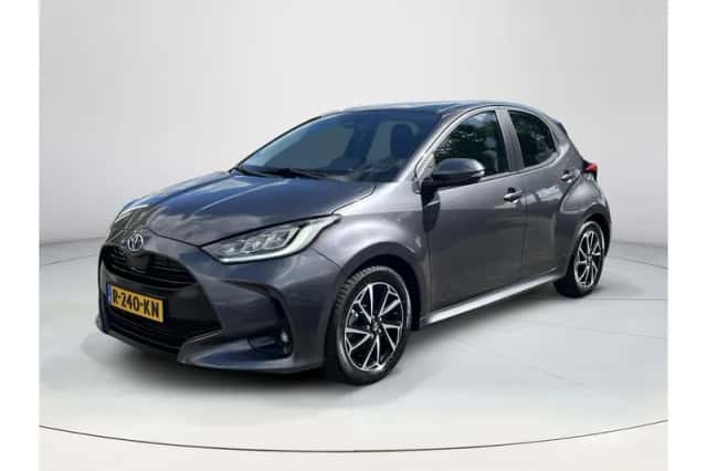 Toyota Yaris (2022) thumbnail 1