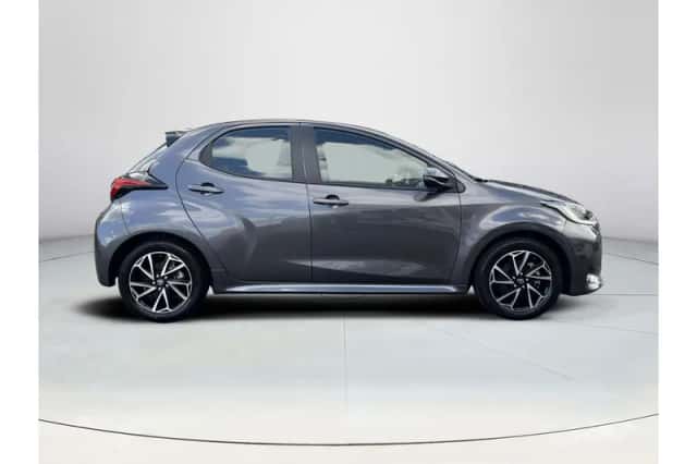 Toyota Yaris (2022) thumbnail 6