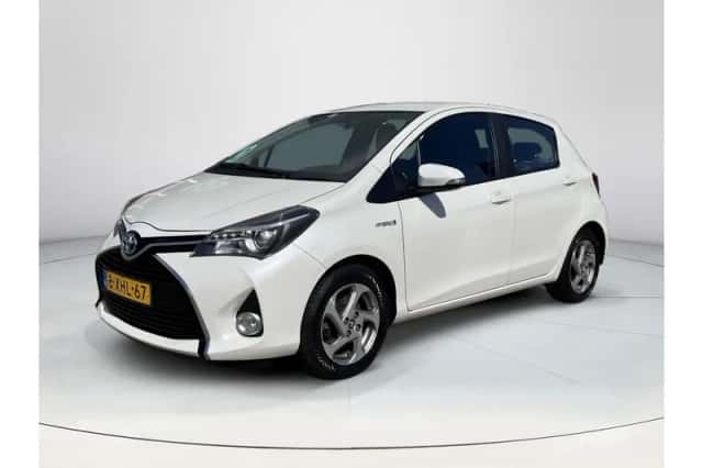 Toyota Yaris (2014) thumbnail 1