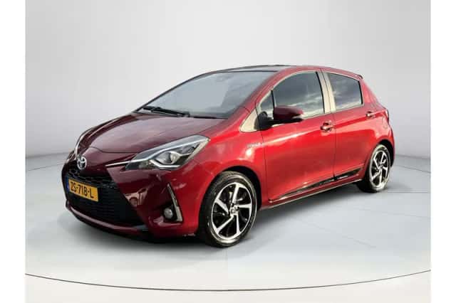 Toyota Yaris (2019) thumbnail 1