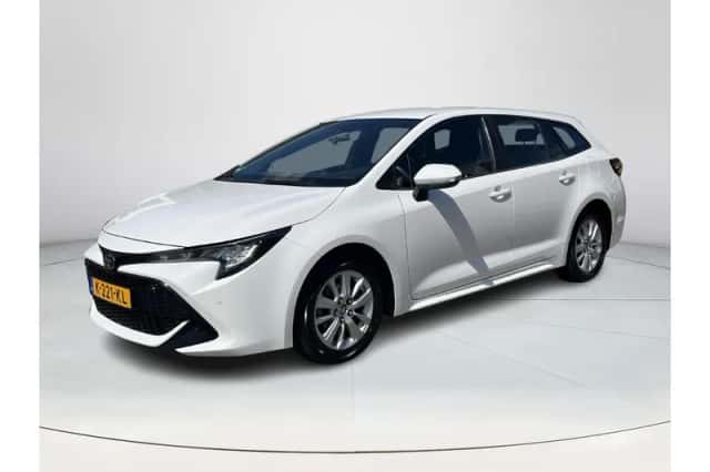 Toyota Corolla (2021) thumbnail 1