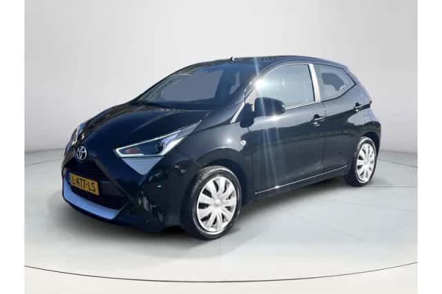Toyota Aygo (2021) thumbnail 1