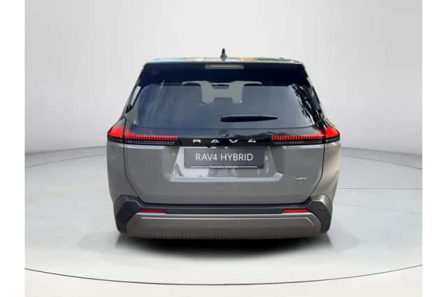 Toyota RAV4 (2026) thumbnail 4