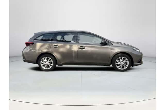 Toyota Auris (2019) thumbnail 6