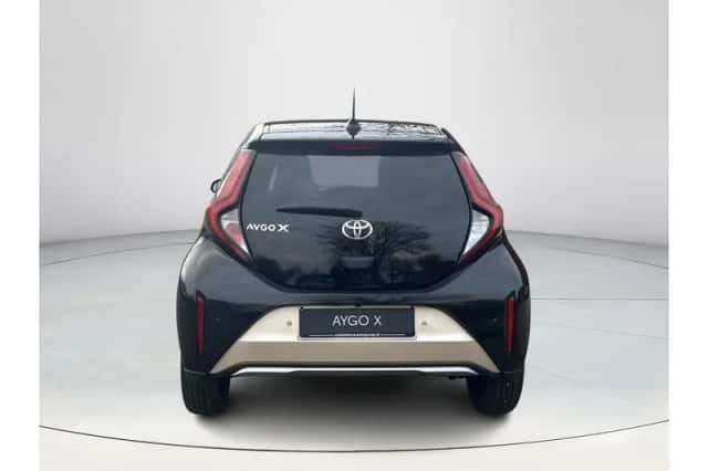 Toyota Aygo X (2022) thumbnail 3