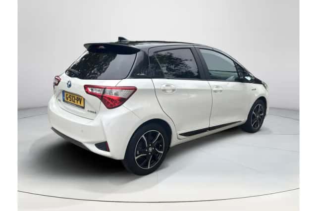 Toyota Yaris (2018) thumbnail 4