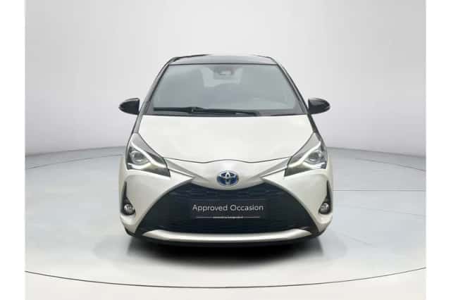 Toyota Yaris (2018) thumbnail 5