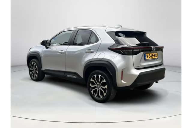 Toyota Yaris Cross (2022) thumbnail 3
