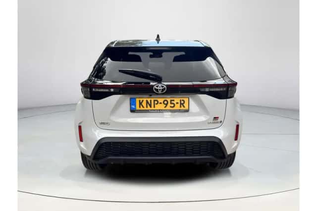 Toyota Yaris Cross (2023) thumbnail 4