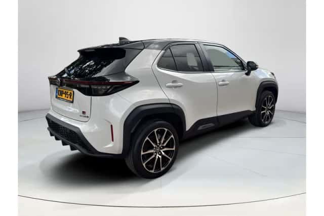 Toyota Yaris Cross (2023) thumbnail 5