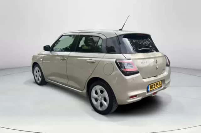 Suzuki Swift (2025) thumbnail 3