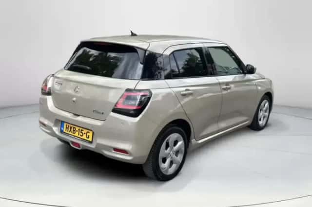 Suzuki Swift (2025) thumbnail 5