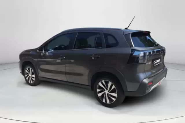 Suzuki S-Cross (2026) thumbnail 3