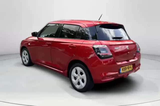 Suzuki Swift (2025) thumbnail 3