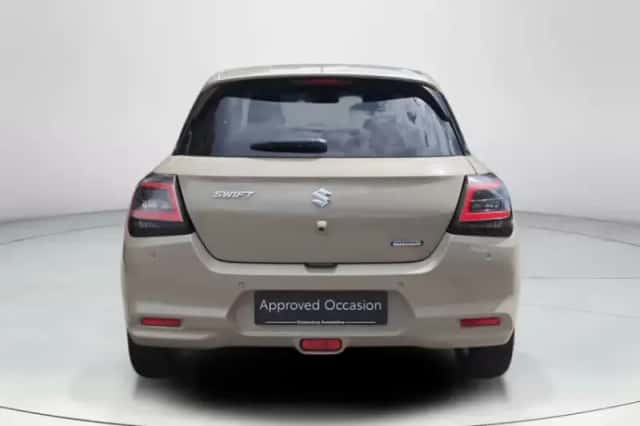 Suzuki Swift (2025) thumbnail 4