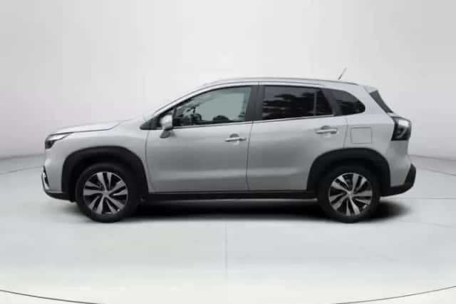 Suzuki S-Cross (2023) thumbnail 2