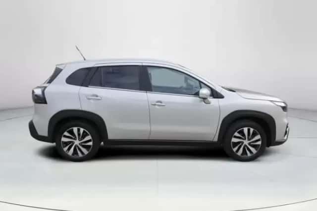 Suzuki S-Cross (2023) thumbnail 6