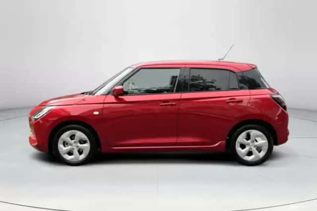 Suzuki Swift (2026) thumbnail 2