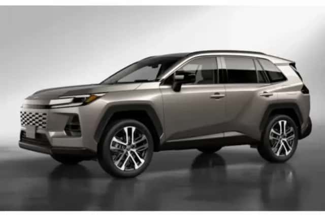 Toyota RAV4 (2026) thumbnail 3