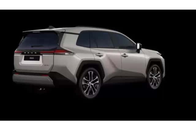 Toyota RAV4 (2026) thumbnail 4