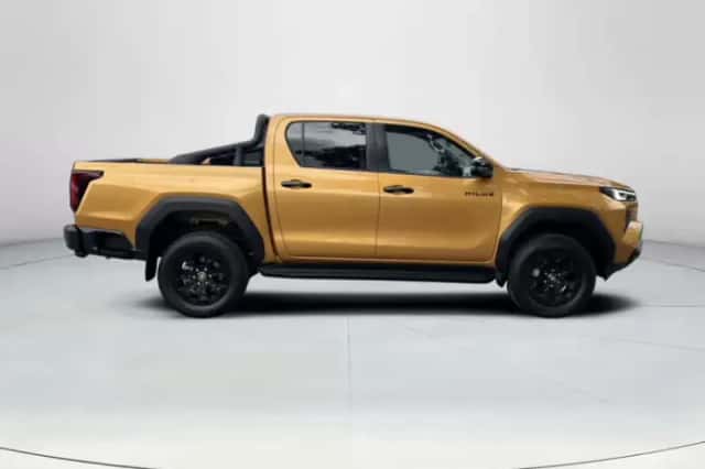 Toyota Hilux (2026) thumbnail 6