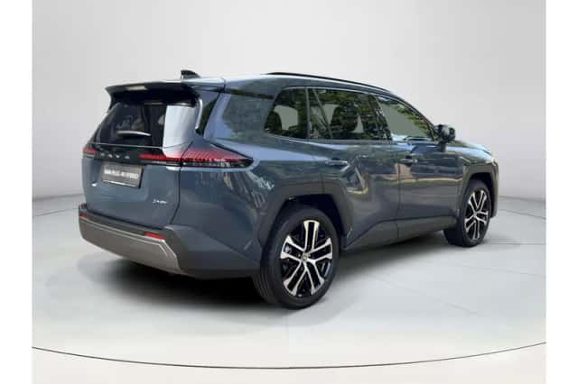 Toyota RAV4 (2026) thumbnail 5