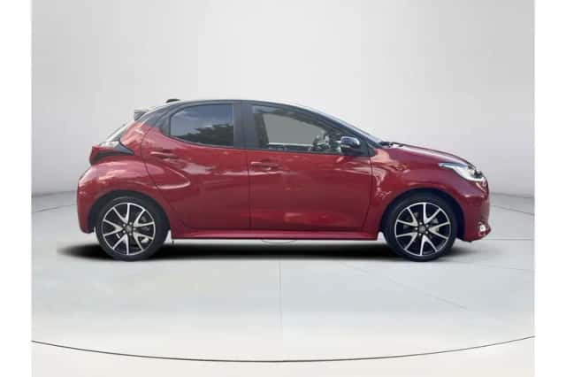 Toyota Yaris (2022) thumbnail 6