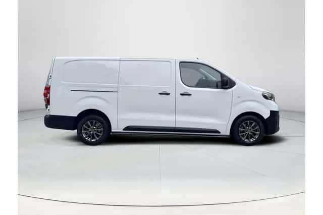 Toyota Proace (2024) thumbnail 6