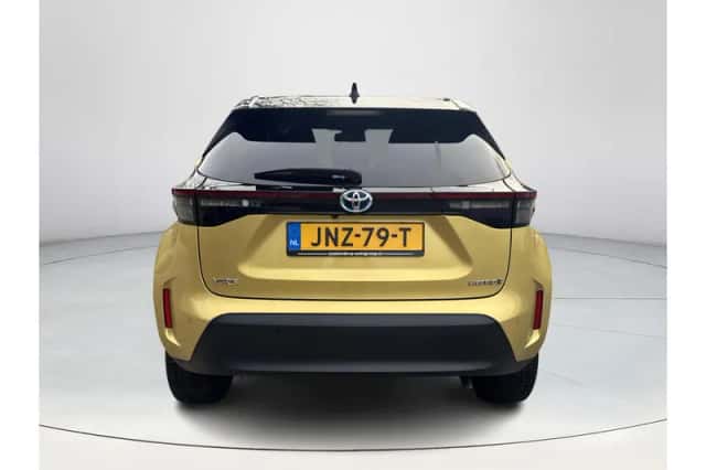 Toyota Yaris Cross (2024) thumbnail 4