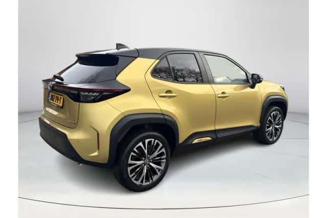 Toyota Yaris Cross (2024) thumbnail 5