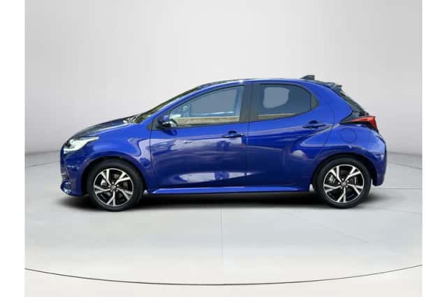 Toyota Yaris (2025) thumbnail 2