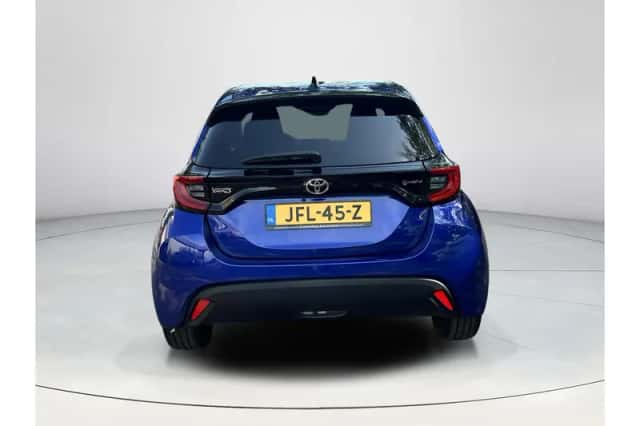 Toyota Yaris (2025) thumbnail 4